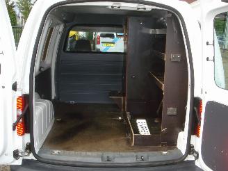 Volkswagen Caddy 1.6TDI picture 11