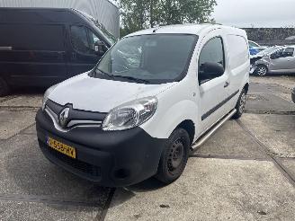 damaged commercial vehicles Renault Kangoo 1.5 DCI Energy Comfort 2017/8