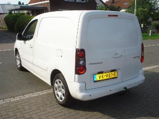 Peugeot Partner 1.6HDI 3 ZITTER AIRCO-NAVIGATIE picture 8