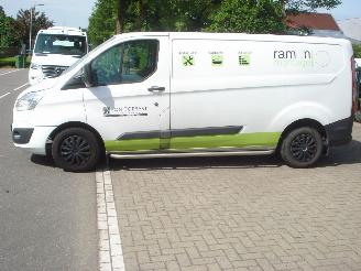 Ford Transit Custom 2,2DCI L2-H1 AIRCO picture 6