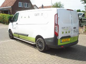 Ford Transit Custom 2,2DCI L2-H1 AIRCO picture 5