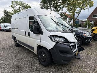 danneggiata veicoli commerciali Peugeot Boxer 330 2.2 Bleu HDI EURO 6 L2 H2  Premium 2019/11