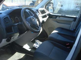 Volkswagen Transporter 2.0TDI 110KW L2-H1 EURO 6 picture 14