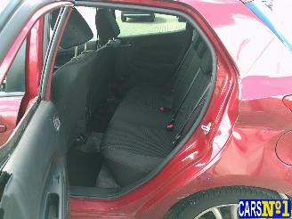 Mazda 2  picture 15