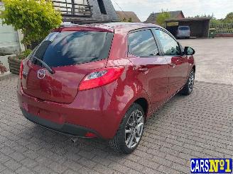 Mazda 2  picture 4