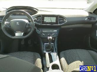 Peugeot 308  picture 13