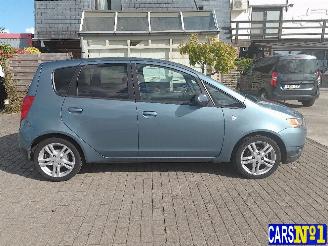 Mitsubishi Colt  picture 8