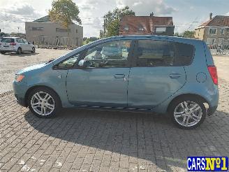 Mitsubishi Colt  picture 7