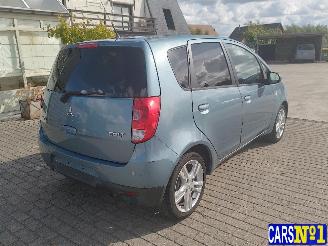 Mitsubishi Colt  picture 4