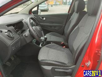 Renault Captur  picture 14