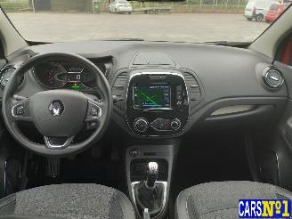 Renault Captur  picture 13