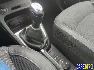 Renault Captur  picture 19