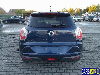 Ssang yong Tivoli  picture 5