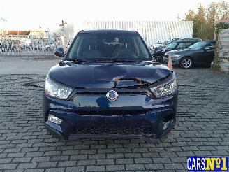 Ssang yong Tivoli  picture 2