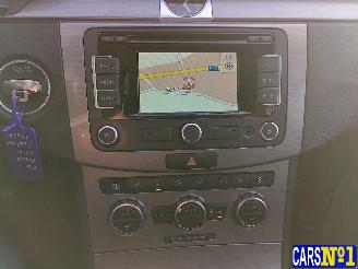 Volkswagen Passat  picture 17