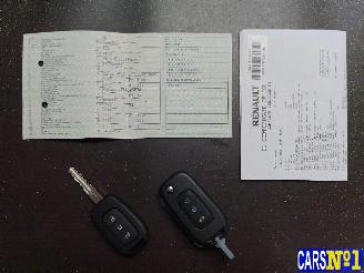 Renault Clio  picture 17