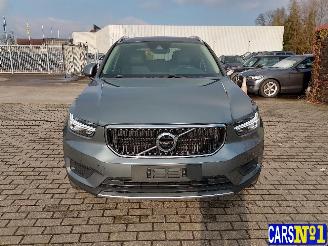 Volvo XC40  picture 2