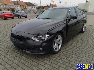 Damaged car BMW 3-serie  2016/4