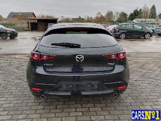 Mazda 3  picture 5