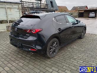 Mazda 3  picture 4