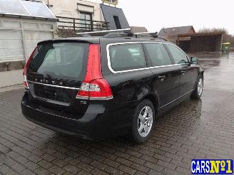 Volvo V-70  picture 4