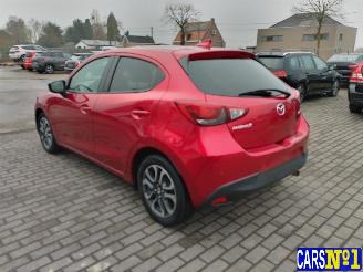 Mazda 2  picture 6