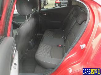 Mazda 2  picture 14