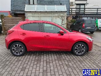 Mazda 2  picture 8