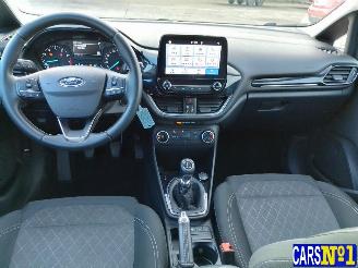 Ford Fiesta  picture 14