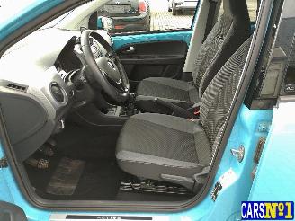 Volkswagen Up!  picture 13