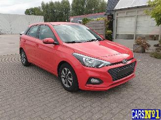 Hyundai I-20  picture 3