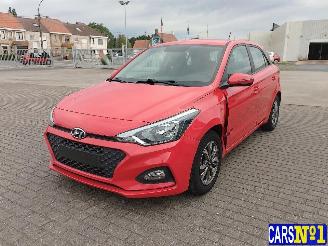 Schadeauto Hyundai I-20  2019/7