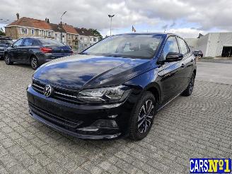 krockskadad bil auto Volkswagen Polo  2021/12