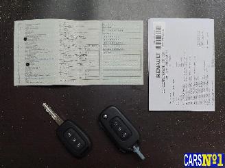 Renault Clio  picture 17