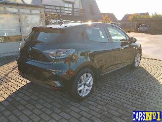 Renault Clio  picture 4