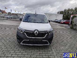 Gebrauchtwagen PKW Renault Kangoo  2023/2