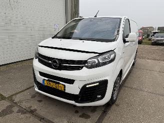 uszkodzony samochody ciężarowe Opel Vivaro 2.0 CDTI L2H1 Innovation Automaat 2020/10