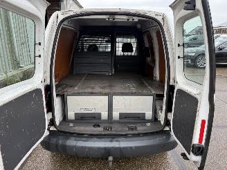 Volkswagen Caddy 1.6 TDI L1H1 picture 8