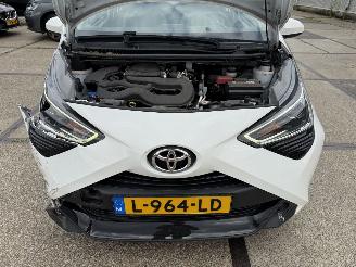 Toyota Aygo 1.0 VVT-i x-play Automaat picture 14