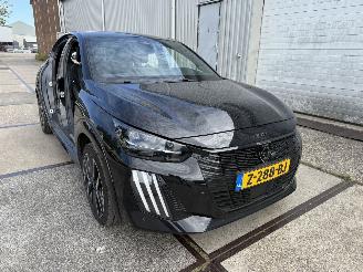 Vaurioauto  passenger cars Peugeot e-208 EV GT 51 kWh 2024/3