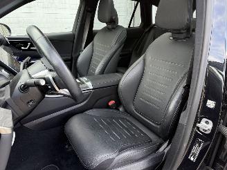 Mercedes GLC 300e 4MATIC AMG Line picture 35