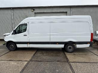 Mercedes Sprinter 317 CDI Automaat L3H2 picture 9