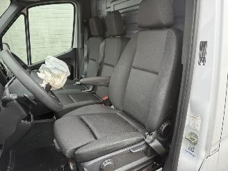 Mercedes Sprinter 317 CDI Automaat L3H2 picture 25