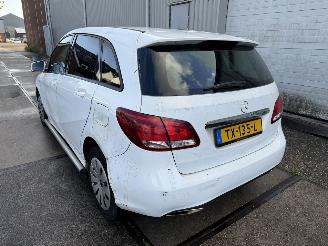 Mercedes B-klasse 220d Ambition Automaat picture 7