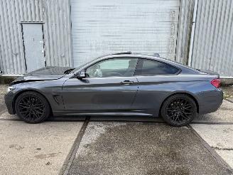 BMW 4-serie 430i Coupe M-Sport picture 2