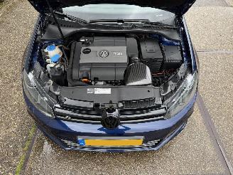 Volkswagen Golf 2.0 R 4-Motion picture 11
