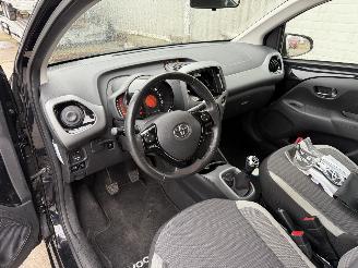 Toyota Aygo 1.0 VVT-i X-Play picture 9