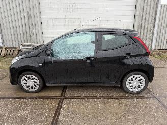 Toyota Aygo 1.0 VVT-i X-Play picture 6