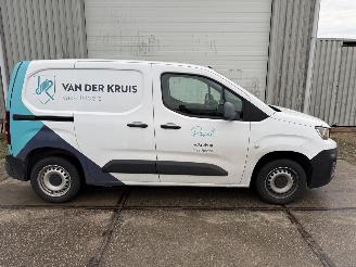 Peugeot Partner 1.6 BlueHDI Premium 100PK picture 2