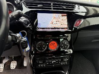 Citroën DS3 1.6 e-HDi So Chic picture 14